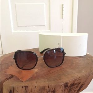 Prada sunglasses - burgundy